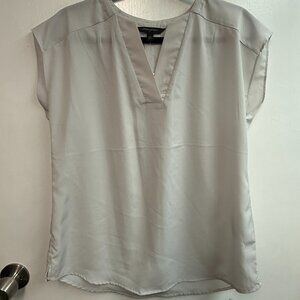 Banana Republic Women's Gray Lightweight Cap Sleeve Sheer Blouse Sz M NWT